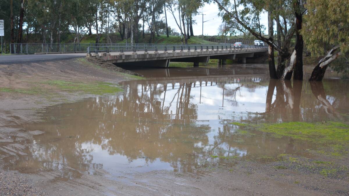 Major flood warning Macquarie, Bell Rivers