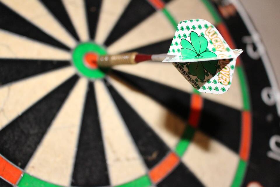 Darts competition 