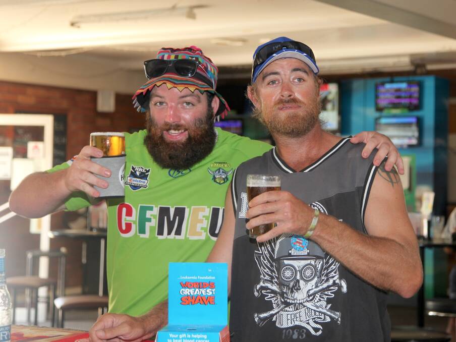 Simon McGrath and Steve Mitchell with their last beer before the shave.