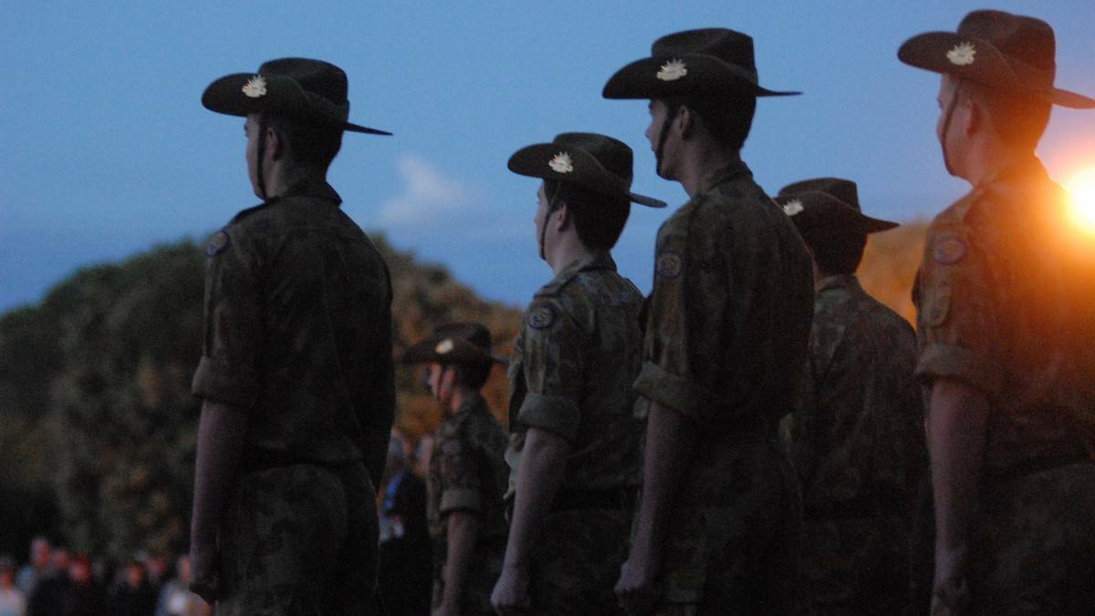 Anzac Day commemoration services in Dubbo. Photos: BELINDA SOOLE and CHERYL BURKE. 