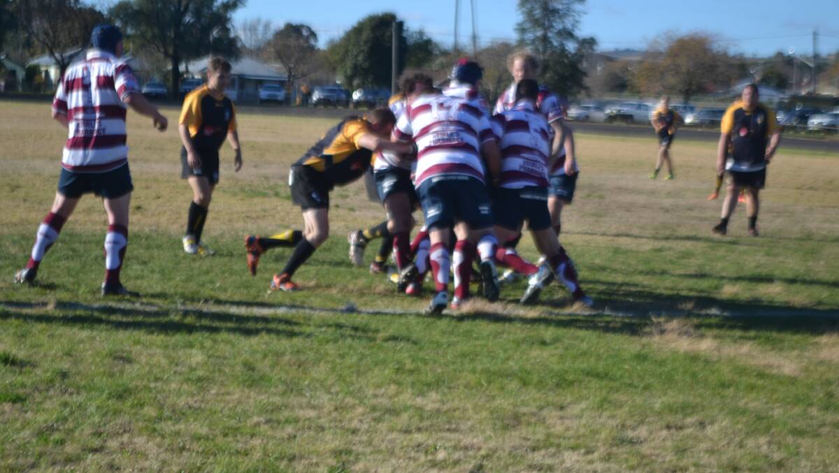 Redbacks 30 ( Mitch Stubberfield ,James Cusack, Mitch Cusack, Jared Wykes, tries Stubberfield 2 conversions, 2 penalty goals df Dubbo Rhinos 12  .
