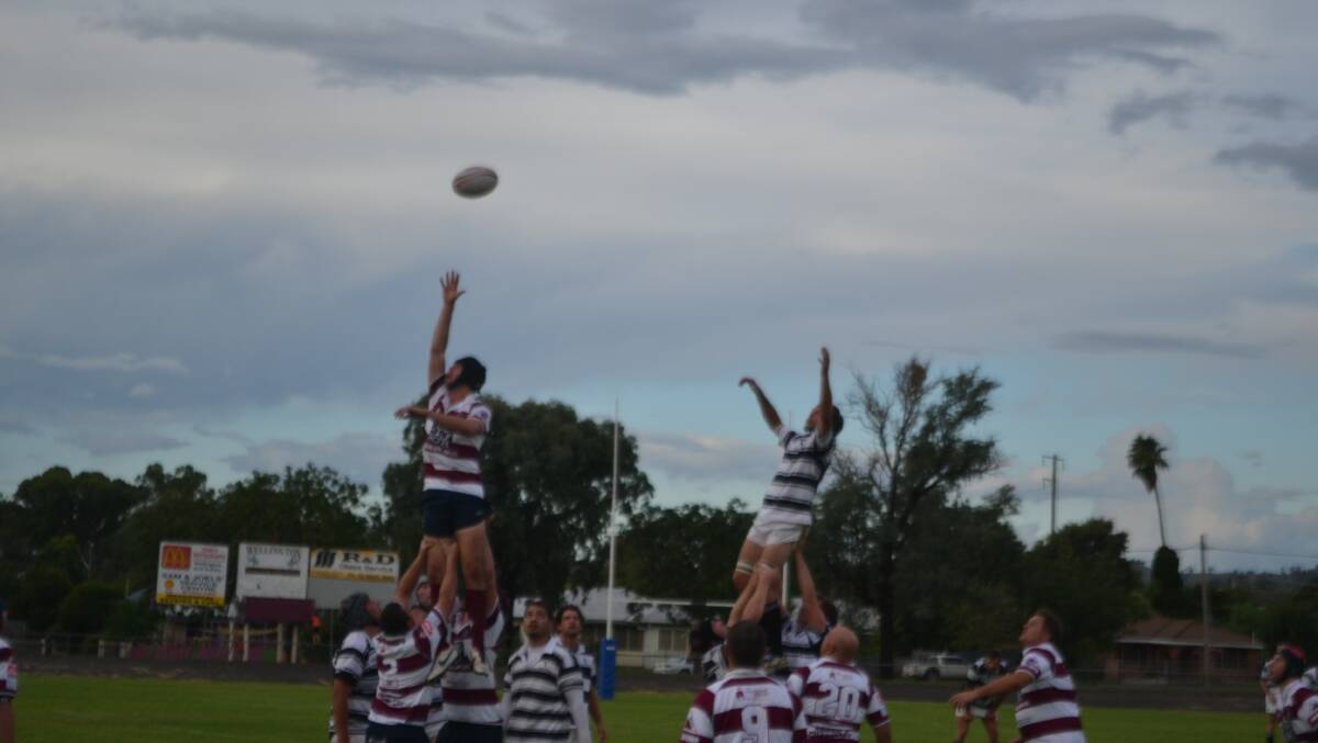 The Wellington v Molong match was played in muggy conditions