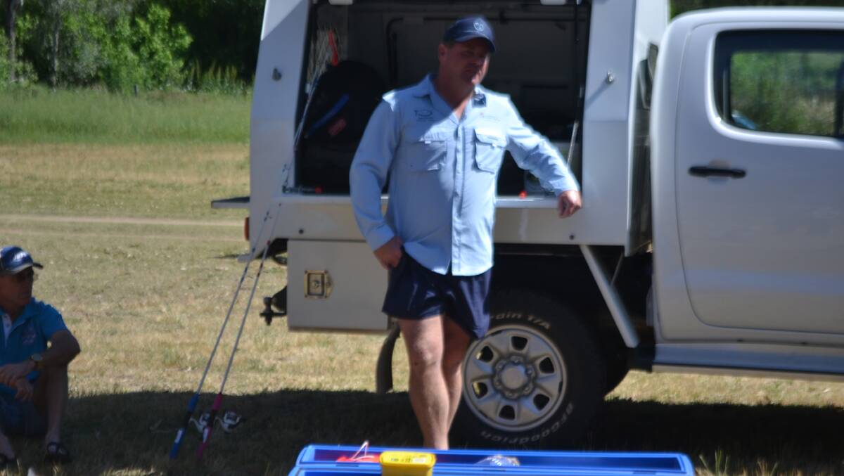 NSW Fisheries man Brett Smith talked about the fish, new rules and regulations and also changes to the rivers in a talk at the junction of the Bell and Macquarie rivers in Wellington. A god crowd turned out to listen in. 