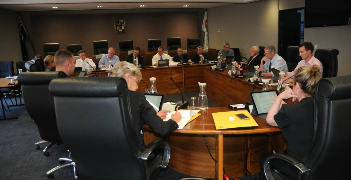 The first Dubbo council committee meetings were held on Monday evening. Photo: ORLANDER RUMING