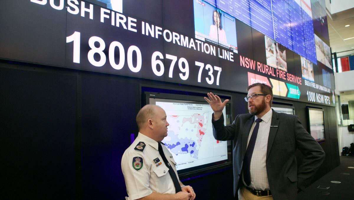 Stay Alert: As Minister for Emergency Services this week I met with NSW RFS Commissioner Shane Fitzsimmons and senior firefighters.