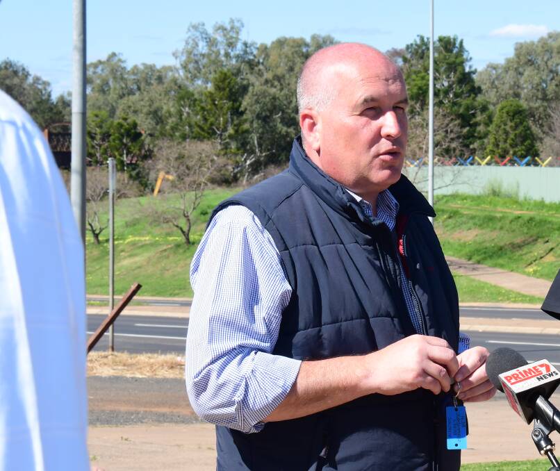 Police and Services Minister David Elliott has offered some advice to the National's Party while in Dubbo on Friday. Photo: Amy McIntyre