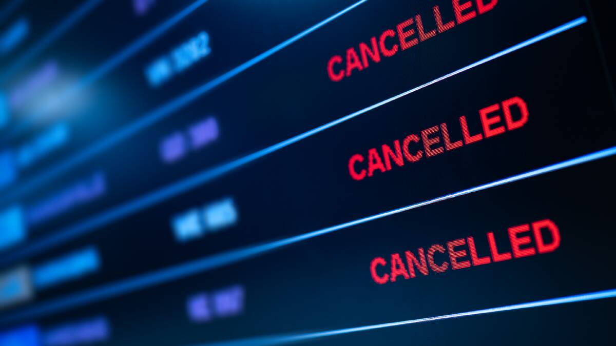 Cancelled Christmas flights cause chaos