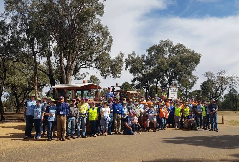 LITTLE WINGS FUNDRAISING: The Central West Tractor Trek explores Taronga Western Plains Zoo. Photo: TAYLOR DODGE.