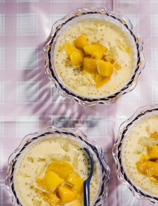 Yeung chi kam lo, Sago with coconut, mango and pomelo. Picture: Alana Dimou