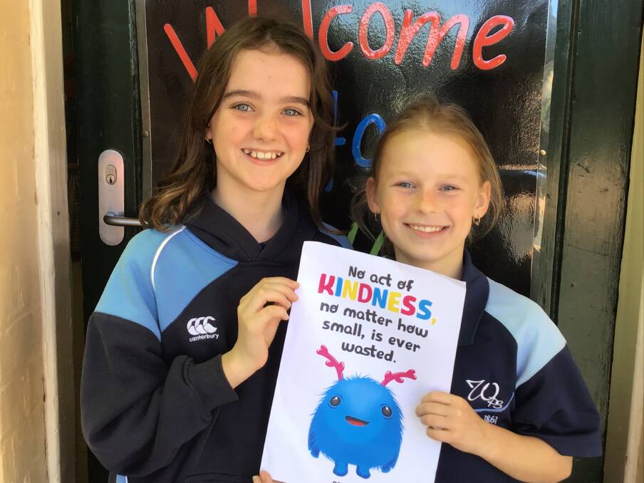 Students at Wellington Public School showing how they can be kind to one another. Photo: Supplied.