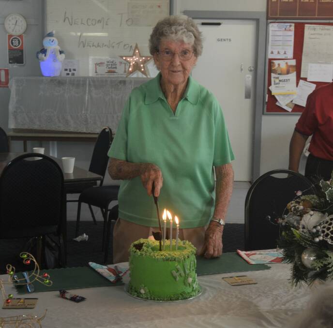 Hip Hip Hooray: Heather Pieper had a birthday cake made especially for her that was inspired by golf, a sport that the 95-year-old still plays once a week. Photo: Taylor Jurd.