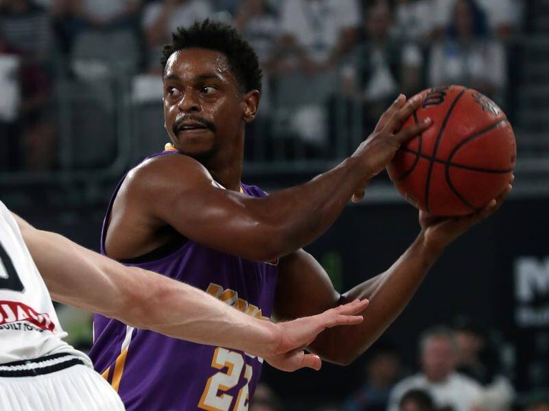 Casper Ware piled on 28 points to spearhead Sydney's 104-81 win at Melbourne Arena.