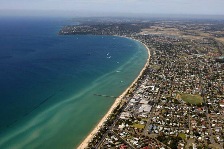 The Age  News  14/01/09  picture Justin McManus.  Mornington Peninsula is being subject to a Native title claim.  Dromana looking North. SPECIAL 01