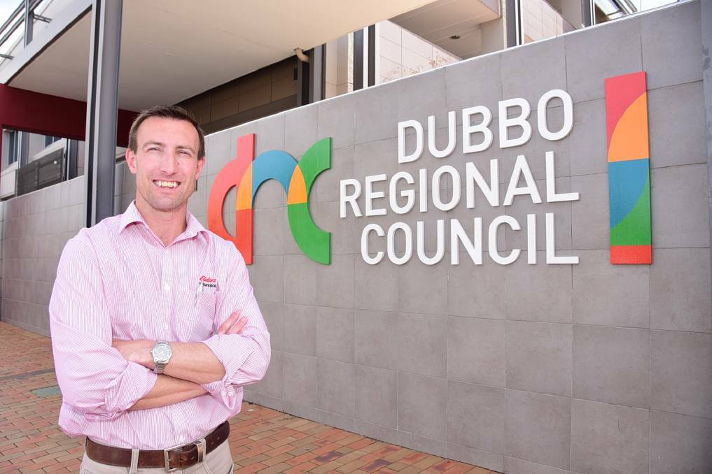 ECONOMIC BOOST: Dubbo Regional councillor David Grant wants to make the most of an influx of workers in Wellington. Photo: FILE